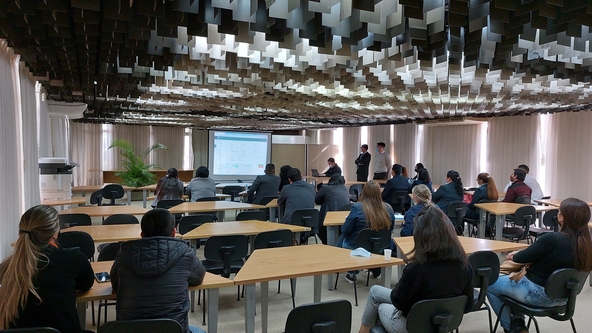 SEPRELAD capacita al sector cooperativo en el uso del sistema SIRO 