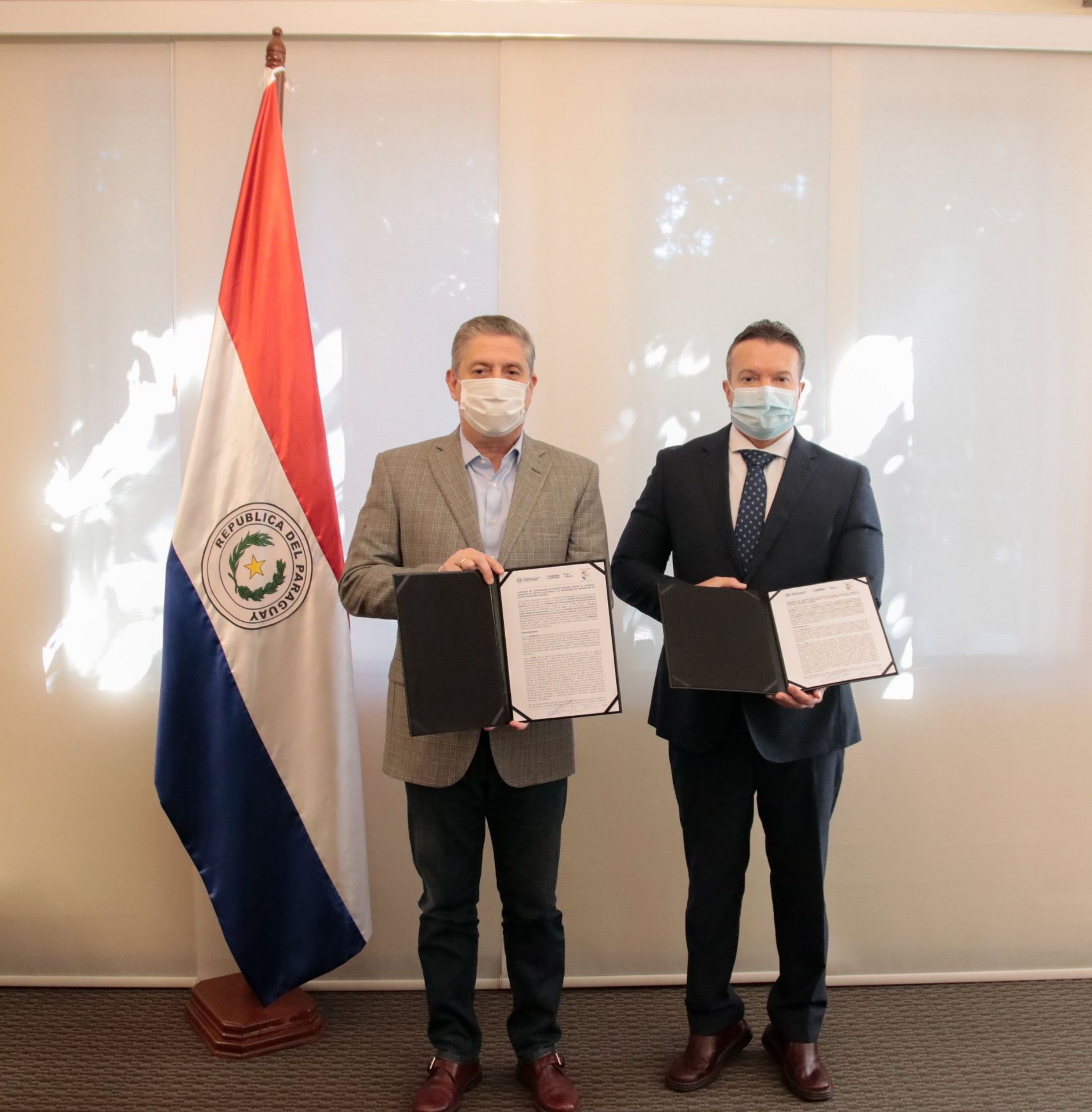 SEPRELAD y el TSJE firman convenio de cooperación para el control del financiamiento político