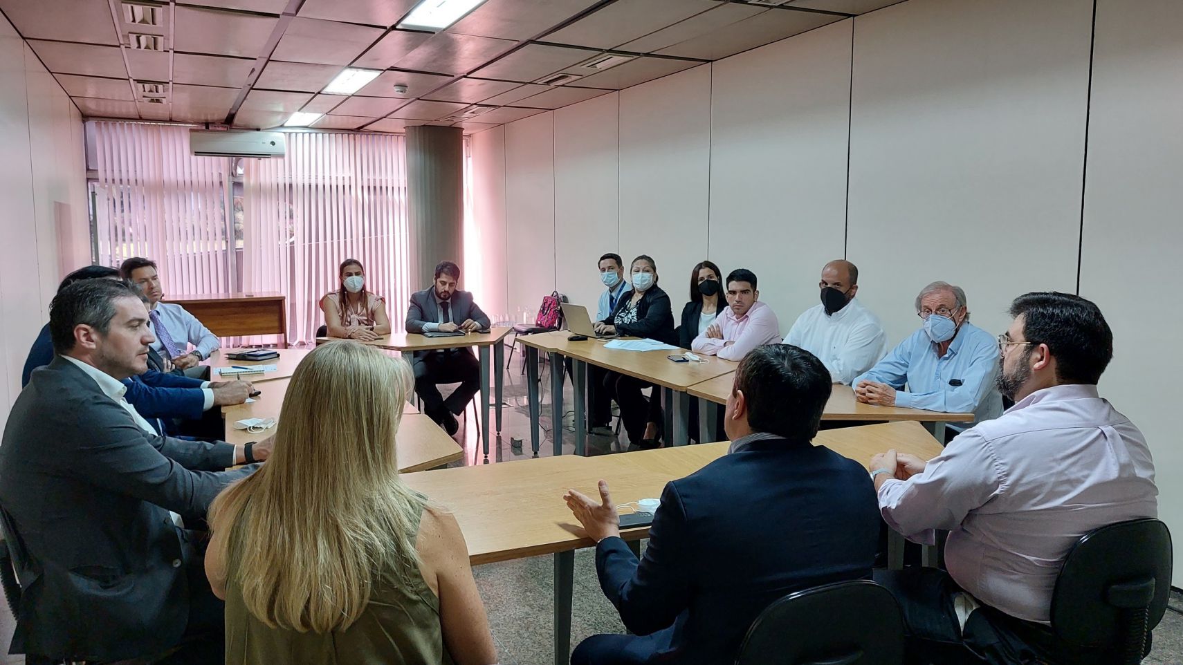 Autoridades de la SEPRELAD recibieron a representantes de la Cámara Paraguaya de Empresas Loteadoras e Inmobiliarias