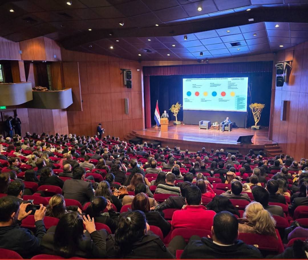 Viceministro y funcionarios de la SEPRELAD participan en Seminario de Derecho Administrativo