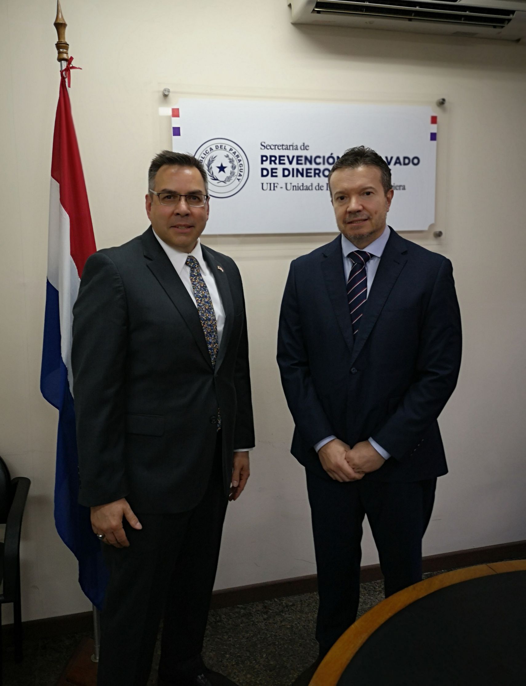 Ministro Arregui recibió la visita del encargado de negocios de los Estados Unidos en Paraguay