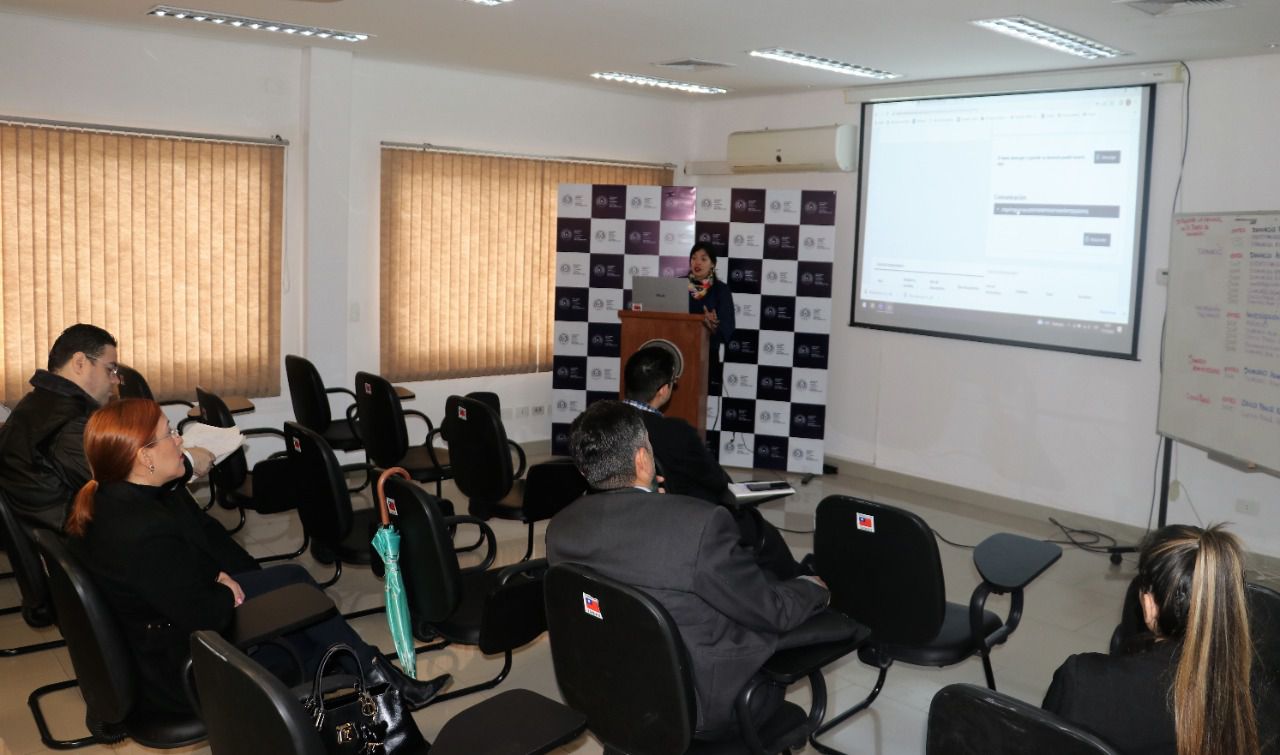 Funcionarios de la SEPRELAD se capacitan sobre el uso del portal de denuncias