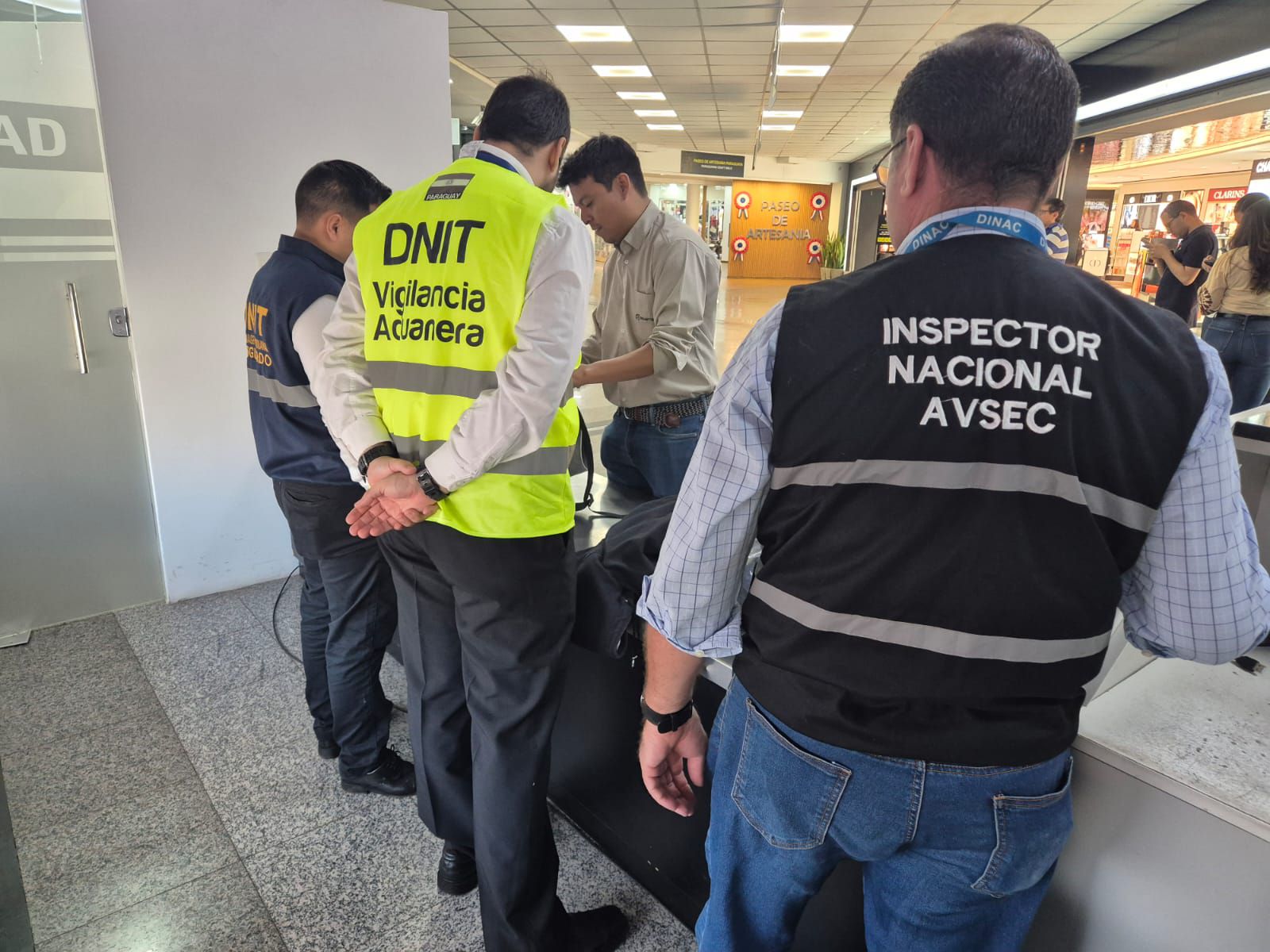 La SEPRELAD y la DNIT realizaron un ejercicio de control de Transporte Transfronterizo con las autoridades competentes del Estado Plurinacional de Bolivia