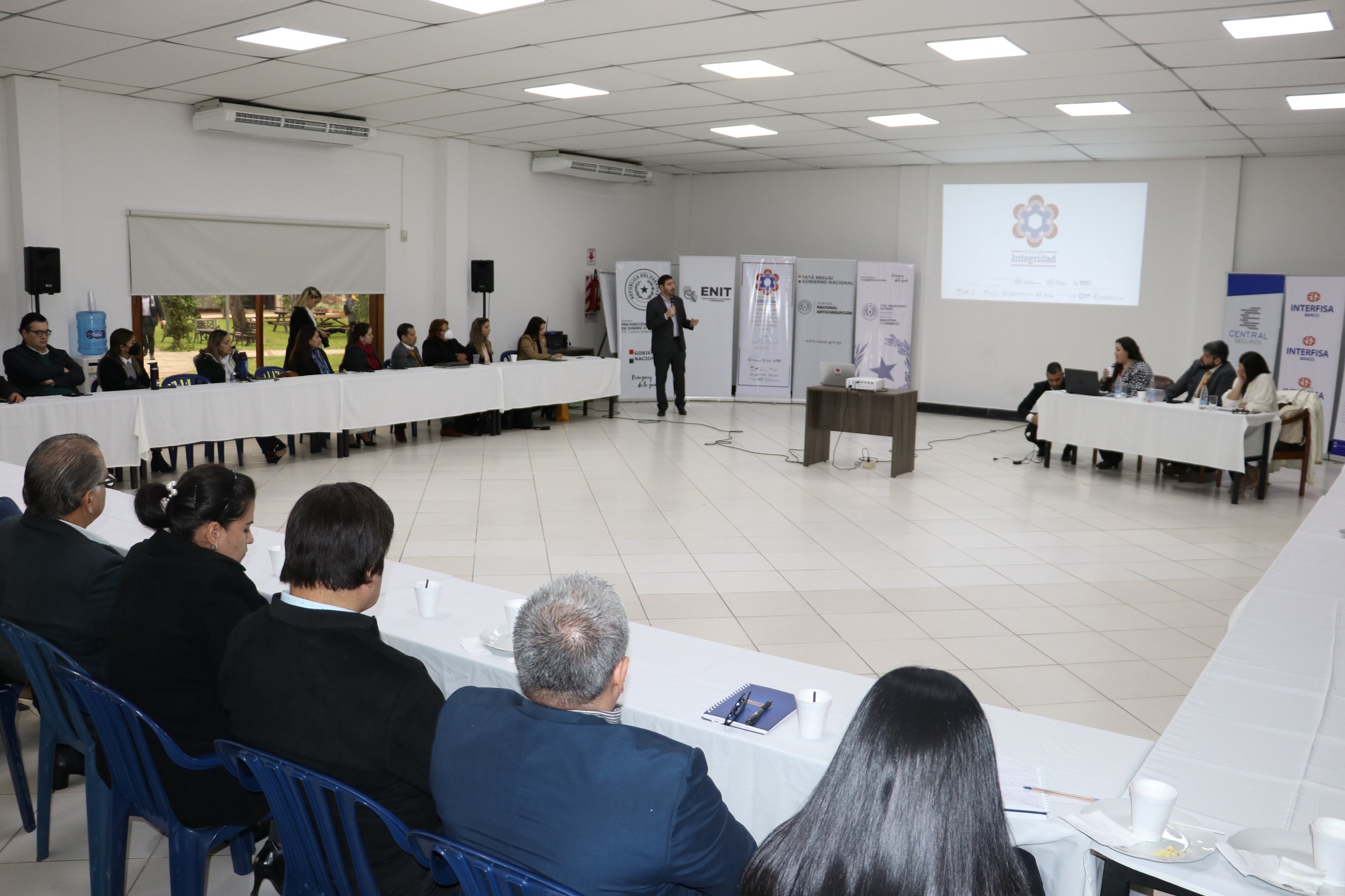 SEPRELAD participó de debate sobre: “Ética, Compliance y Gobierno Corporativo”