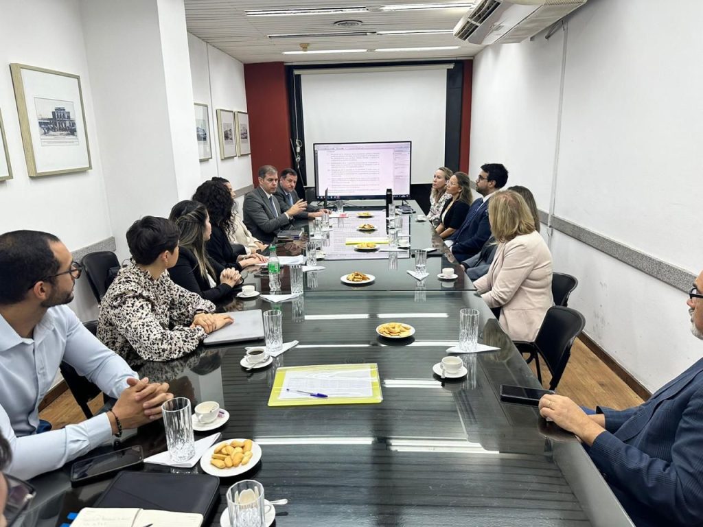 Viceministro de la SEPRELAD participa en reunión de trabajo en materia de transparencia, integridad y anticorrupción