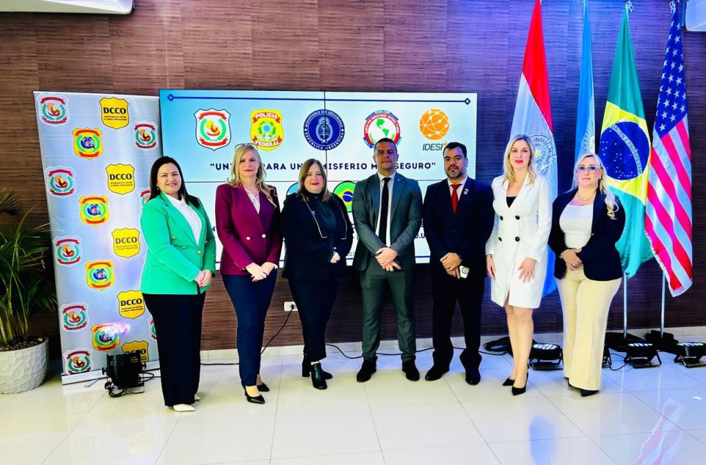 Ministra participa en encuentro regional: «Nuevos Desafíos para la Seguridad Pública en Argentina, Brasil, Paraguay y EE.UU»